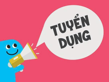 4 Nhân viên xử lý hàng hoá làm việc tại kho Vũ Hải Hưng Yên